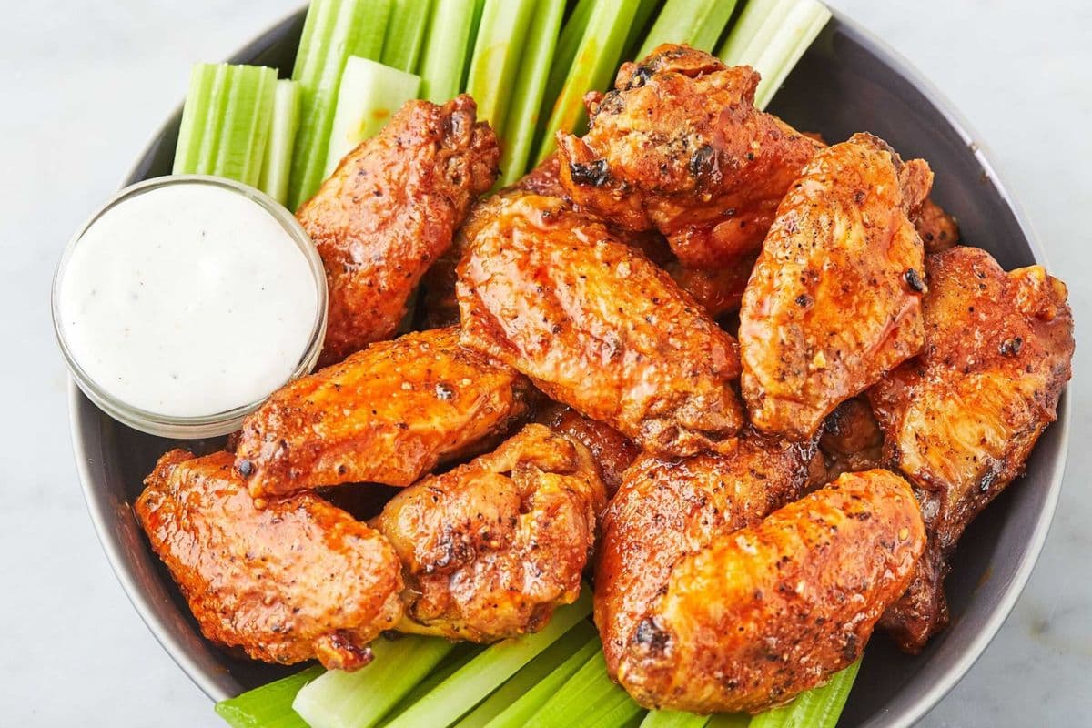 Chicken Wings (16 pcs)