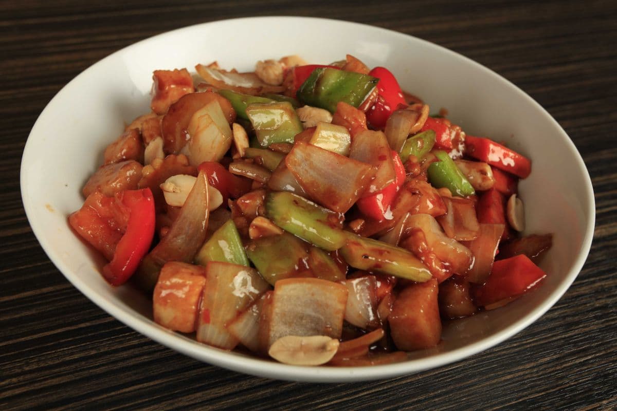 Szechuan Diced Chicken with Peanuts