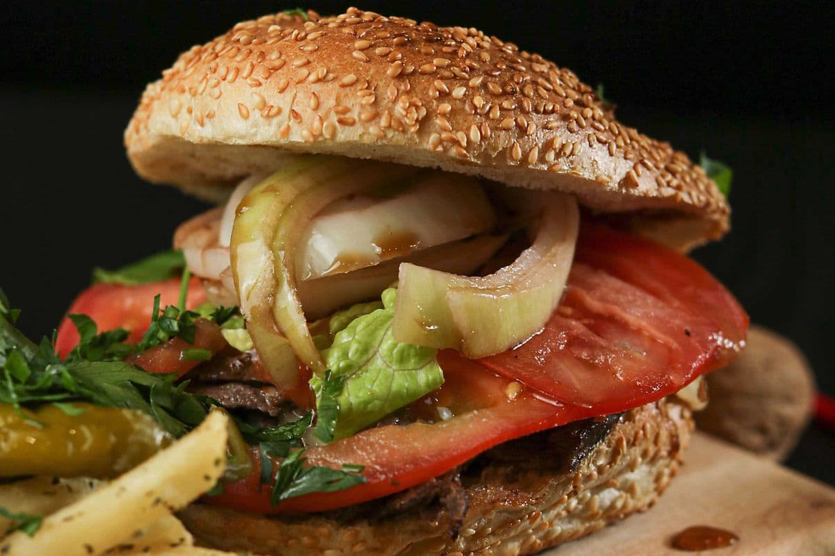 Burger shawarma au poulet / Chicken Shawarma Burger