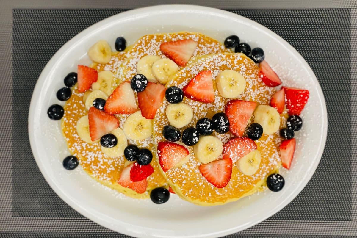 Pancakes Topped with Fresh Fruit