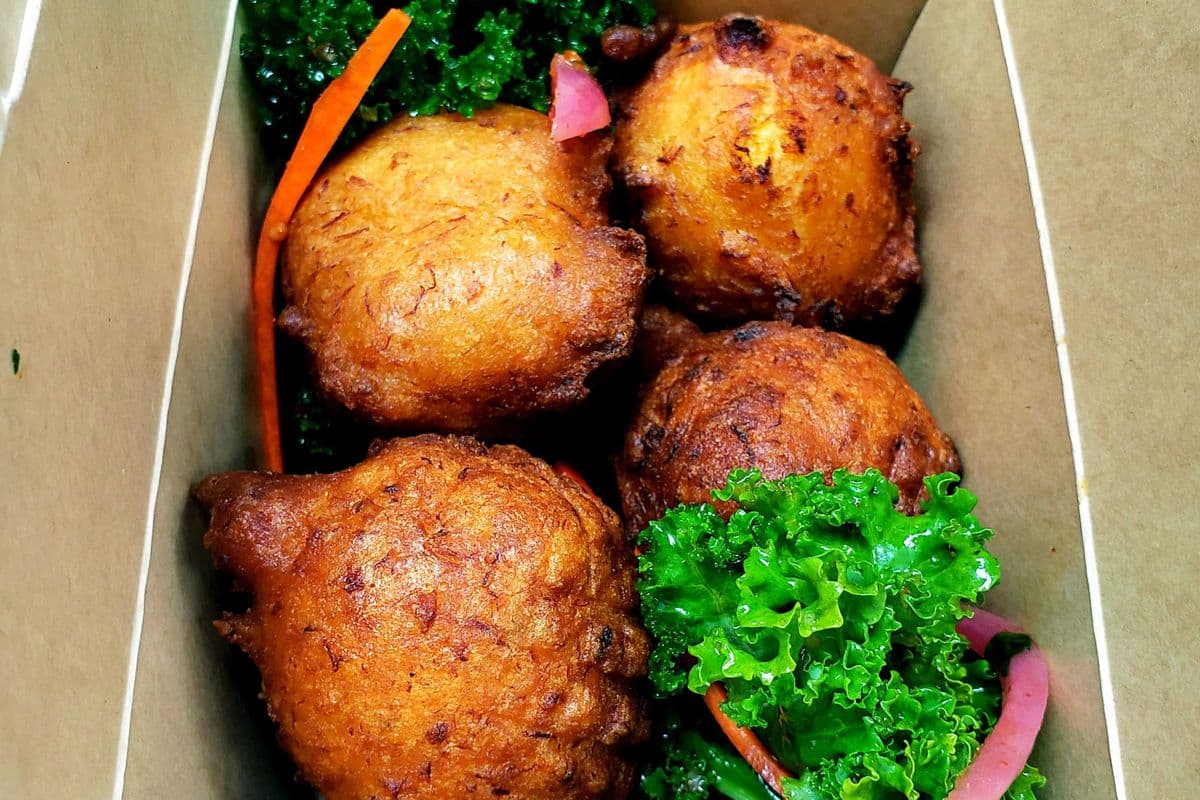 Beignets de Poissons (4 Mcx) / Fish Fritters (4 Pcs)
