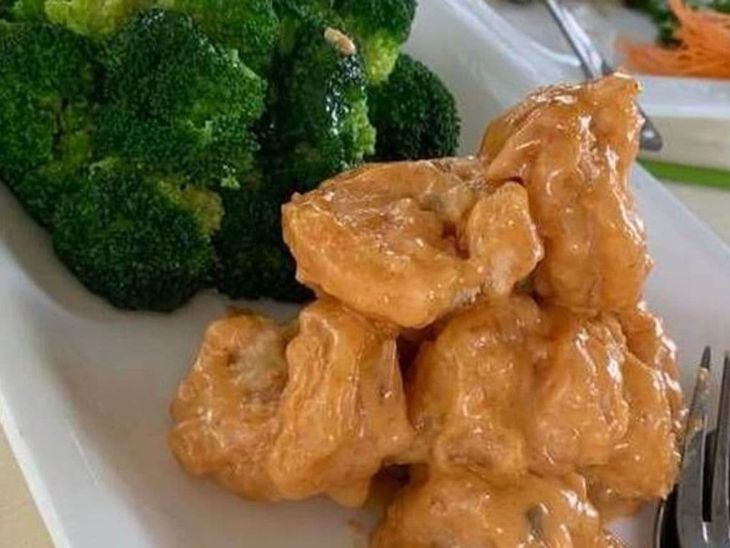 Deep Fried Prawns w/ Thousand Island Dressing E20