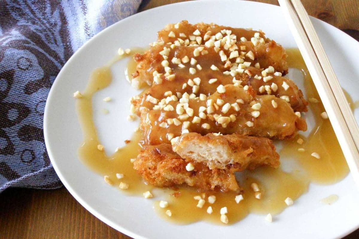 Boneless Almond Chicken