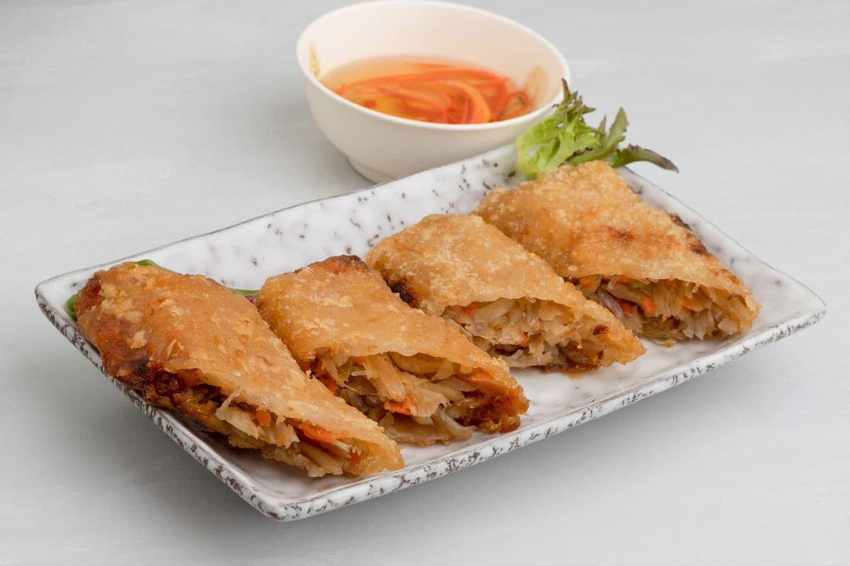Crispy Spring Rolls with Dipping Sauce (Chả Giò)