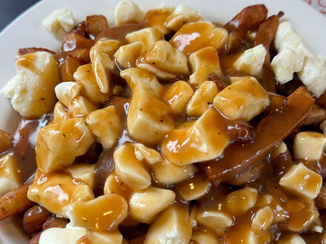Grande Poutine Poivrée Ancienne