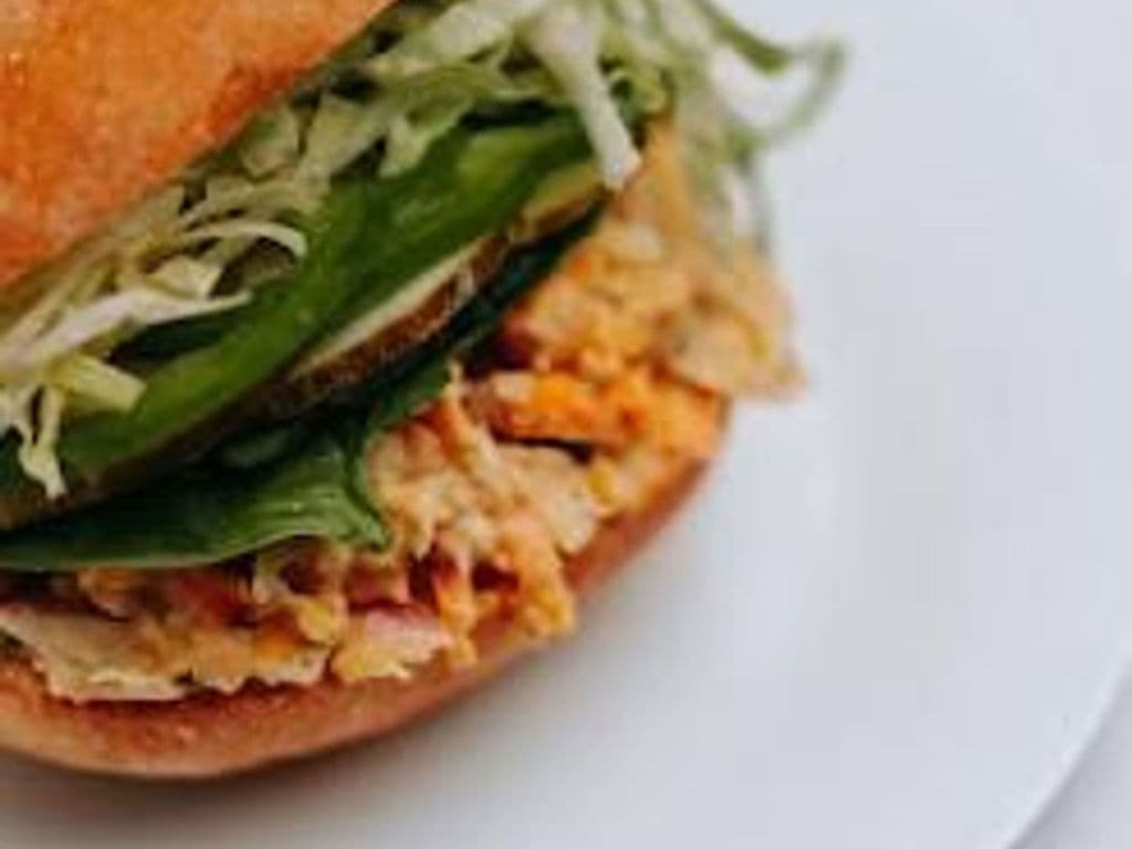 Small Build Your Own Sandwich (Customize Your Toppings)