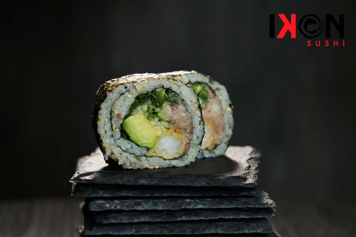 R3. Ebi Hamachi Roll (5 Pcs)