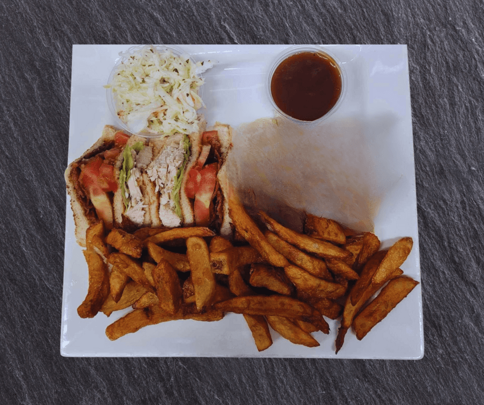 Demi club sandwich
