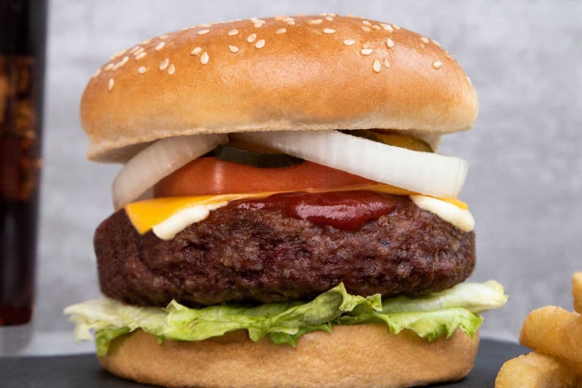 Beef Cheeseburger Combo