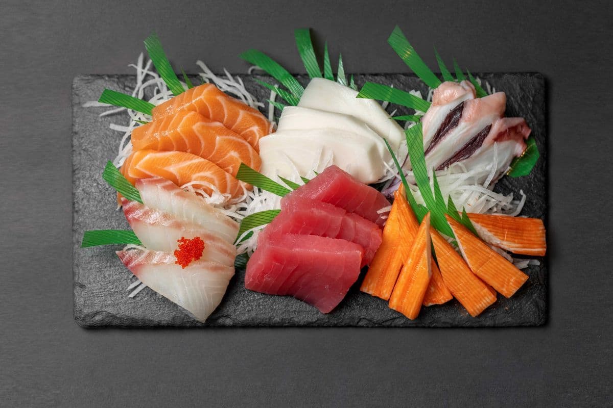 187. Small Sashimi Combo (18 pcs)