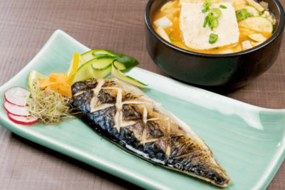 22. Mackerel Combo (Grilled Mackerel and Bean Paste Soup)
