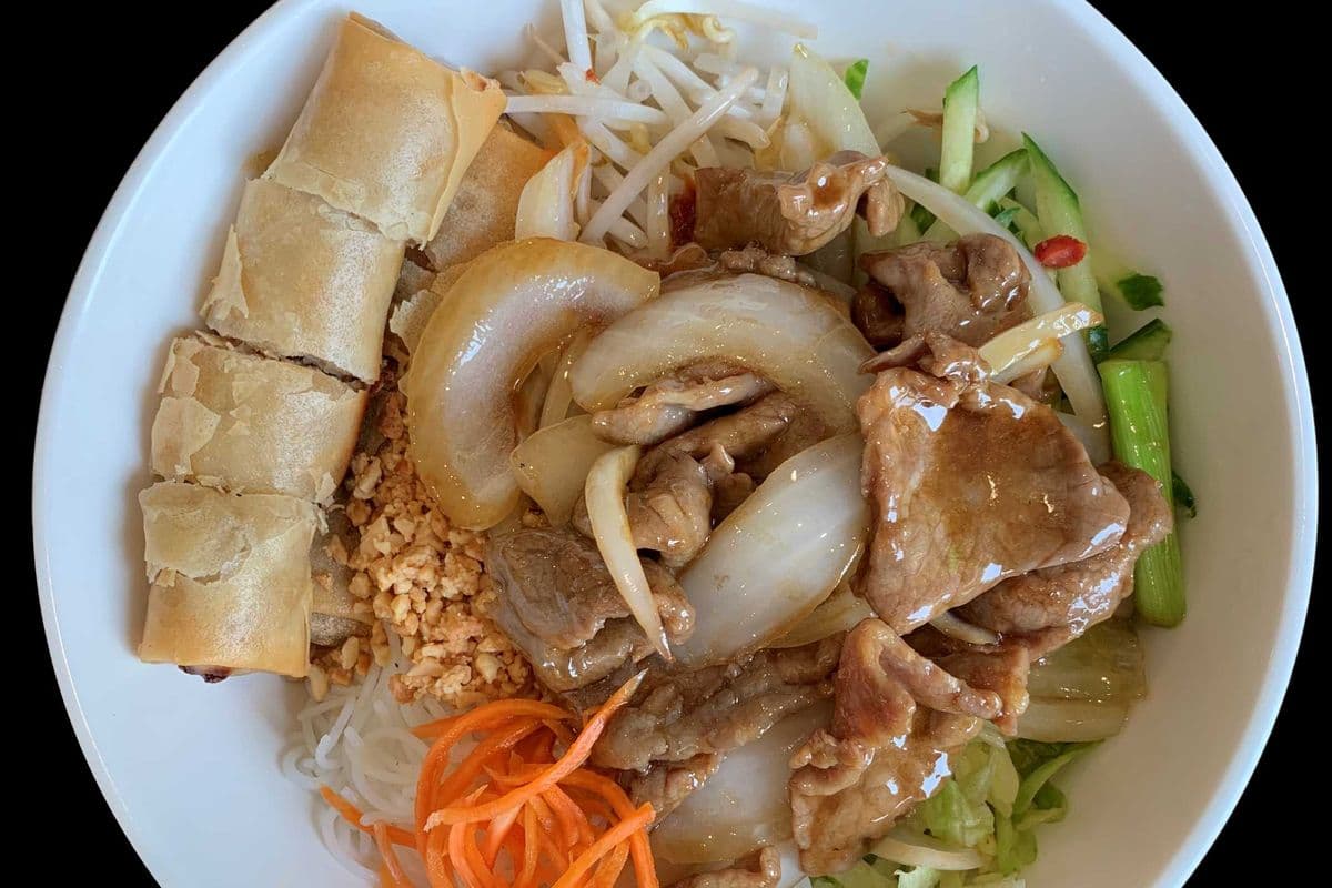 99. Deep-Fried Spring Roll and Fried Beef