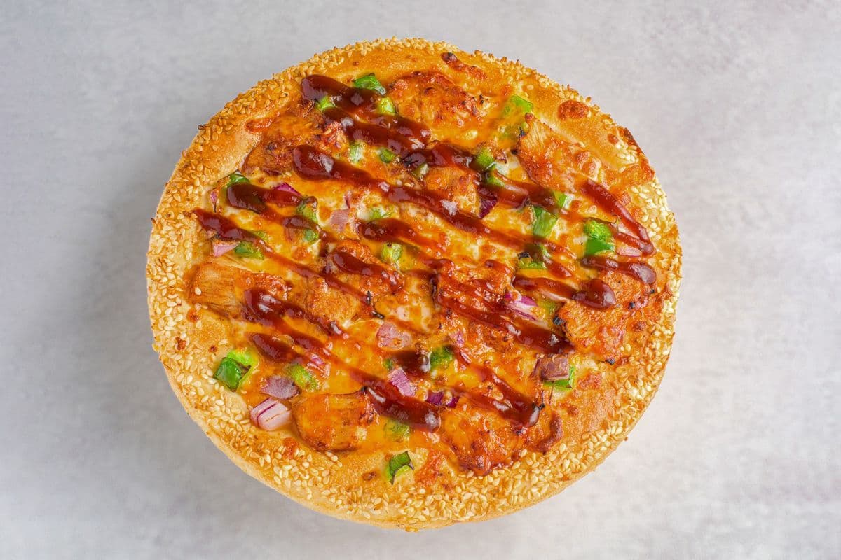 15. 16" X-Large BBQ Chicken Pizza