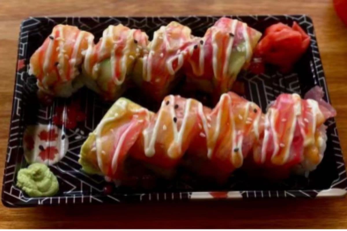 5. Rainbow Roll (8pcs)