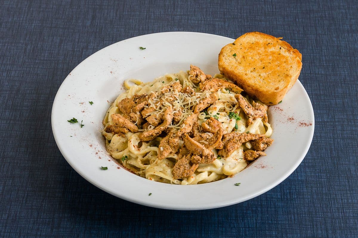 Chicken Fettuccini Alfredo
