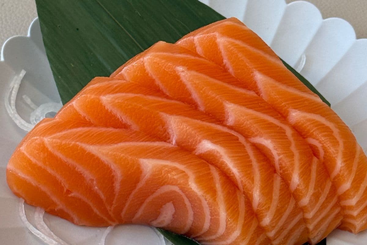 Premium Salmon Sashimi (4 pcs)