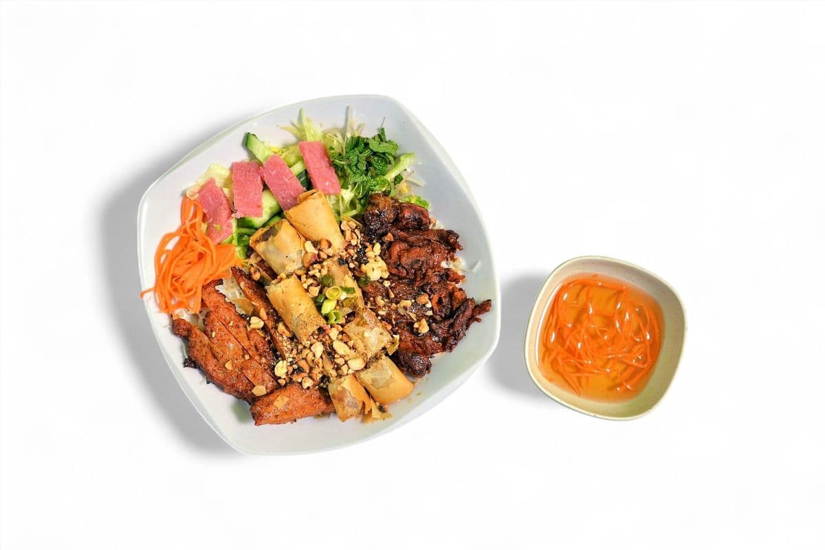 V63. Bún Thập Cẩm