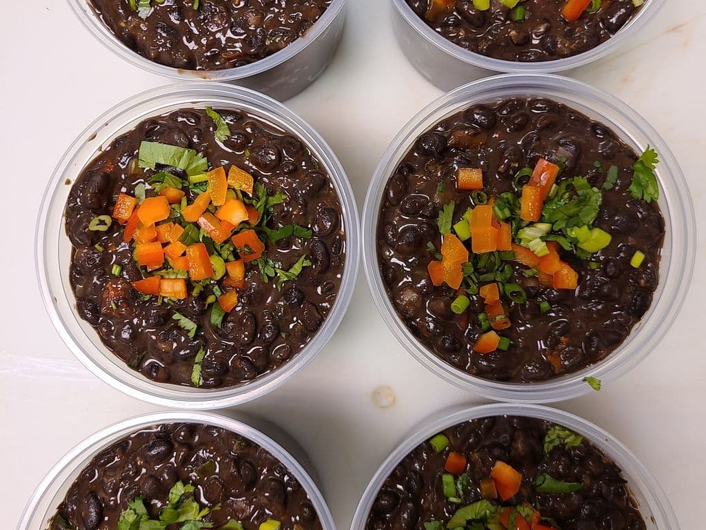 Black Beans 250 mil 8 oz.