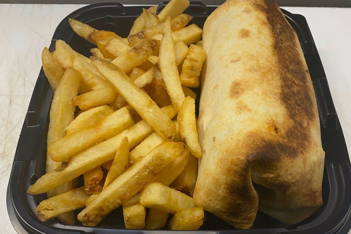 Mommaz Single Taco and Fries