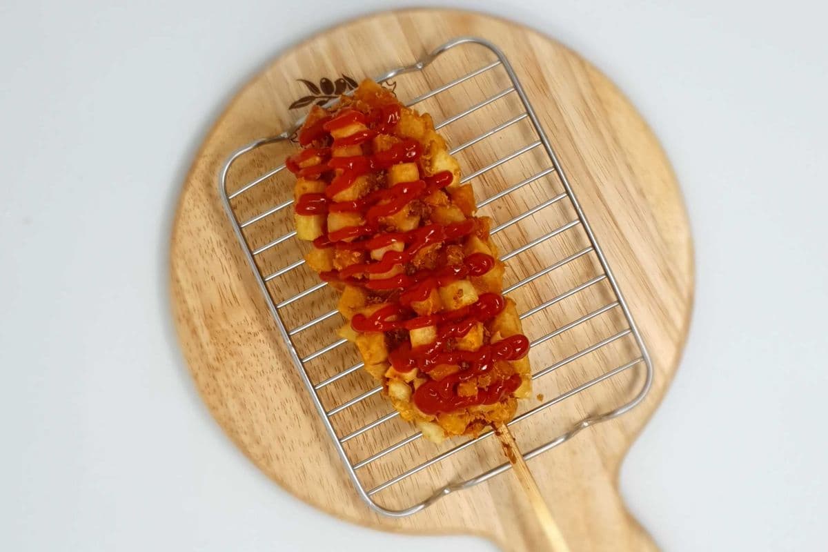 Potato Half and Half Corndog 감자 반반 콘도그
