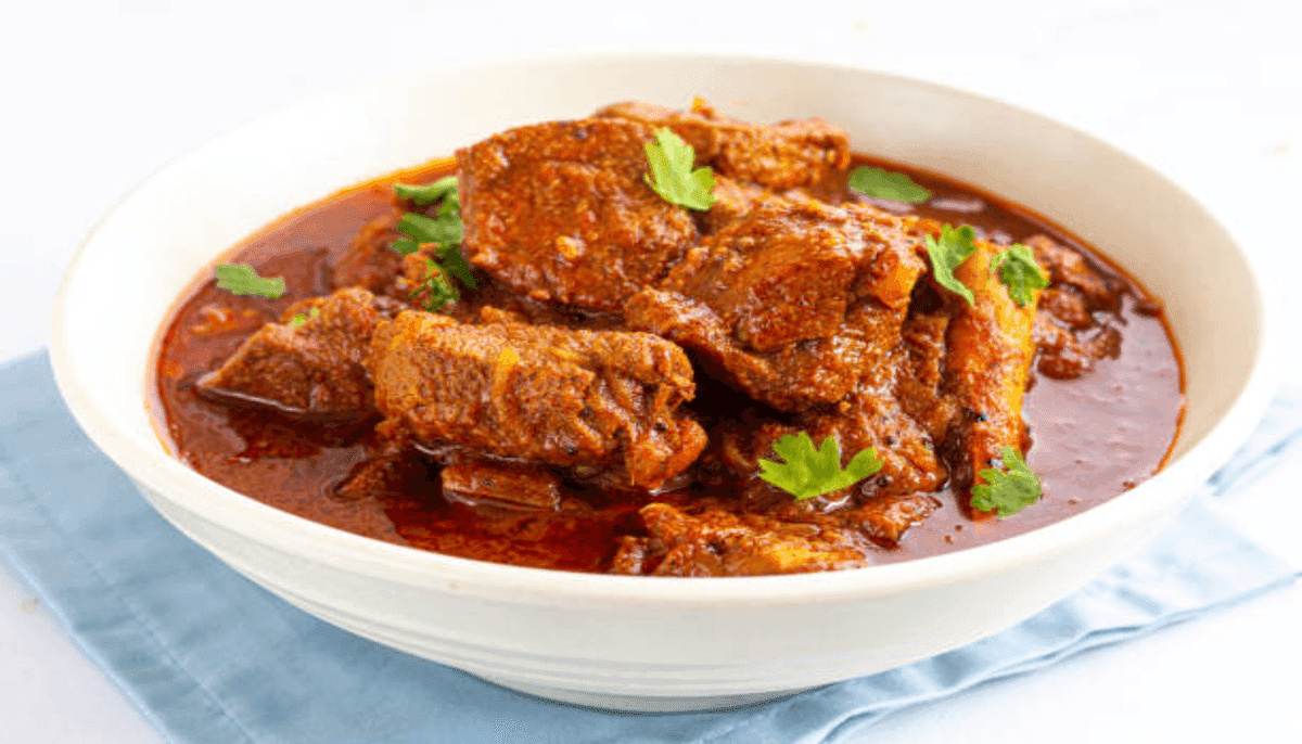 Lamb Vindaloo Curry & a Butter Naan