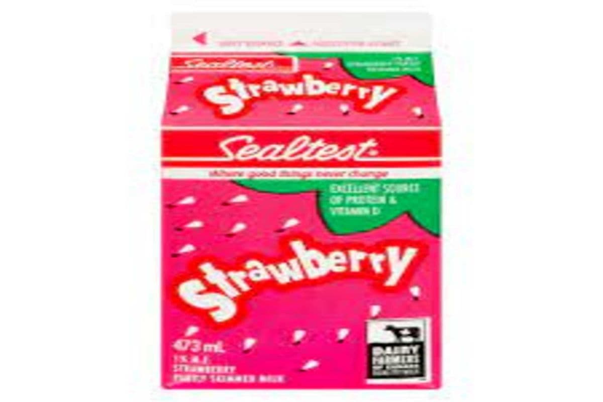 Sealtest 1% M.E. Strawberry Milk (473 ml)