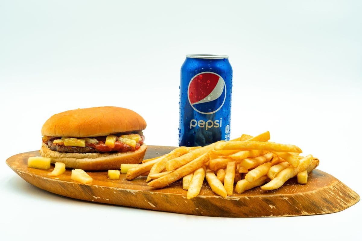 Pomo Burger Combo