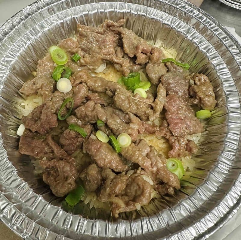 Beef Claypot Rice 牛肉煲仔饭