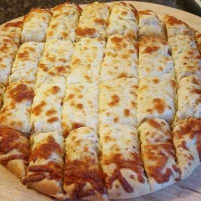 12” Garlic Cheese Fingers