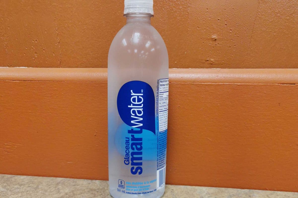 Smartwater (591 ml) (591ml)