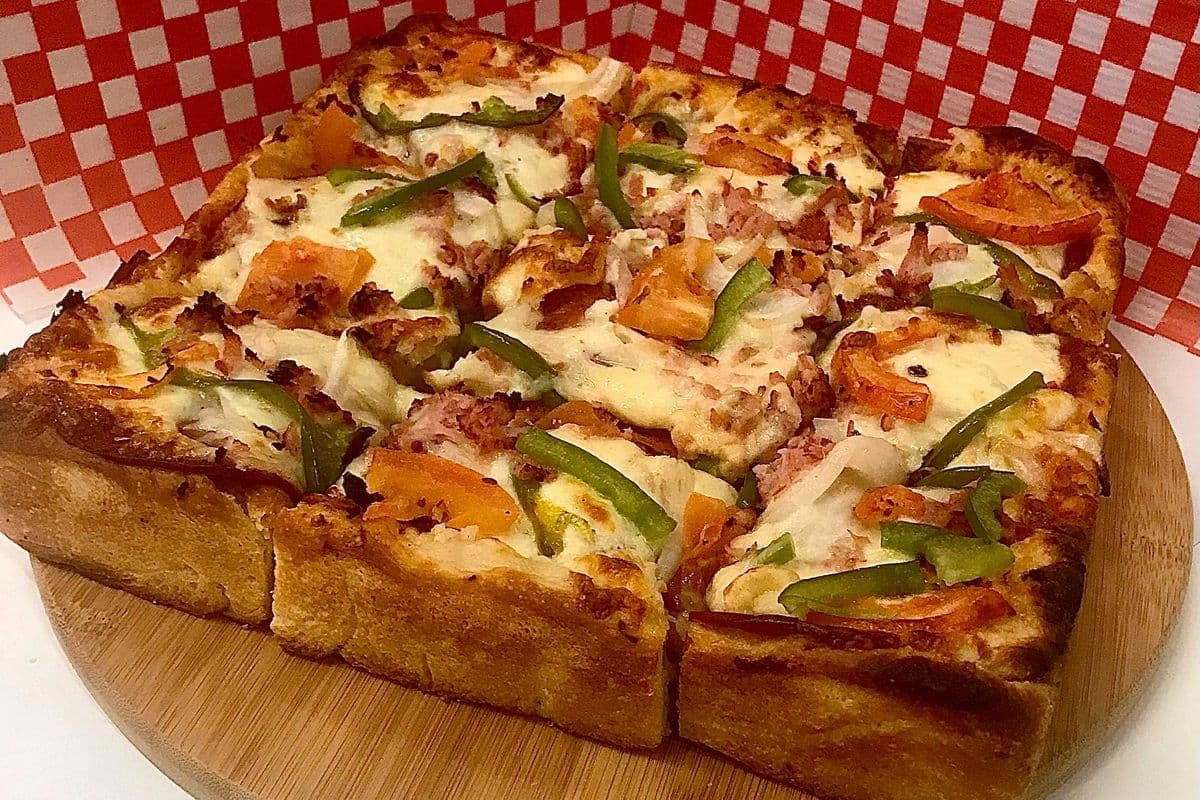 26. Mr. Universe Pizza