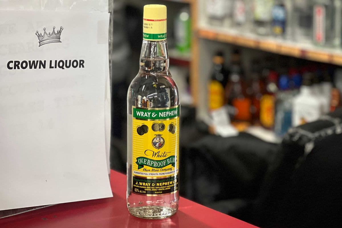 WRAY & NEPHEW WHITE OVERPROOF (1 x 750ml)