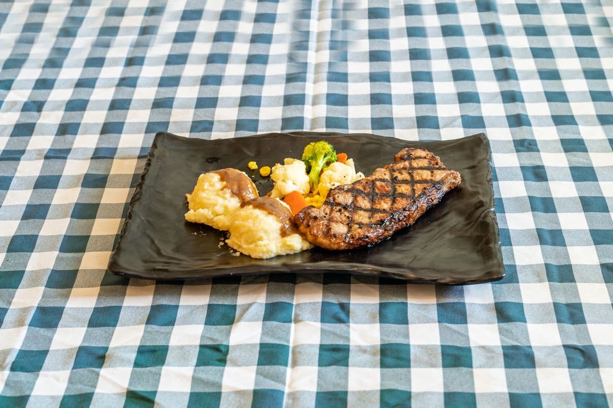 Certified Angus Steak (8 oz)