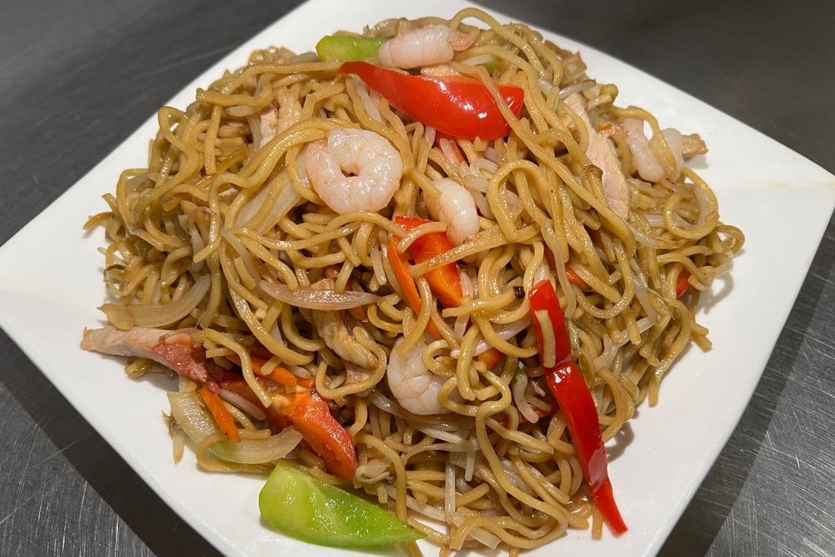 Thong La's Chow Mein