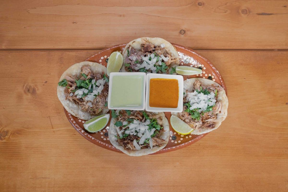 (4) Tacos Carnitas