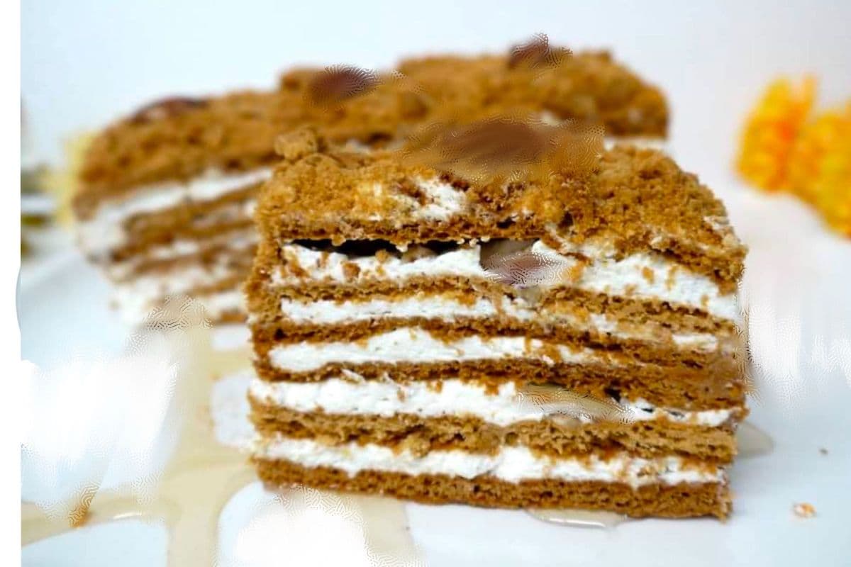Honey cake