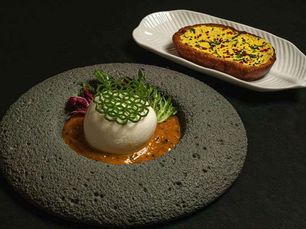 Mango Burrata (NF)