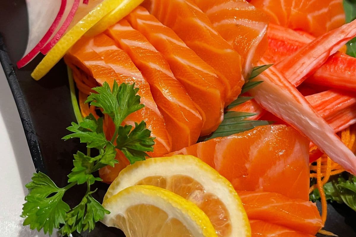 Salmon (Sake) Sashimi