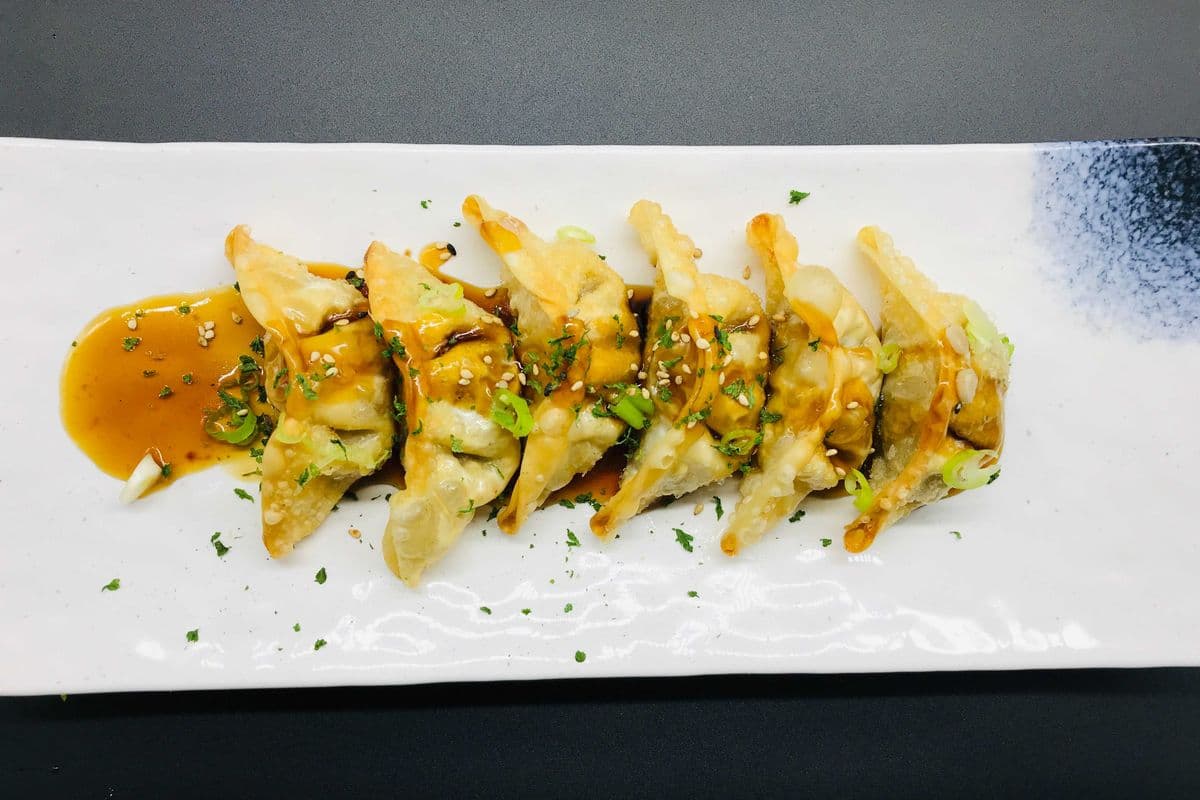 --Gyozas (6 pcs)
