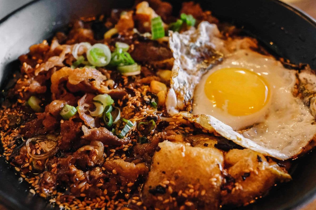 Spicy Snow Beef Rice Noodles Soup