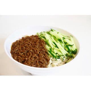 36 Minced Pork with Noodles in Peking Sauce / 炸醬麵 -36
