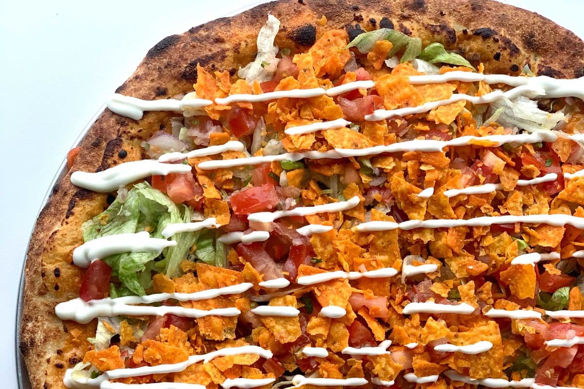 NACHO CHEEZA Big Love Pizza