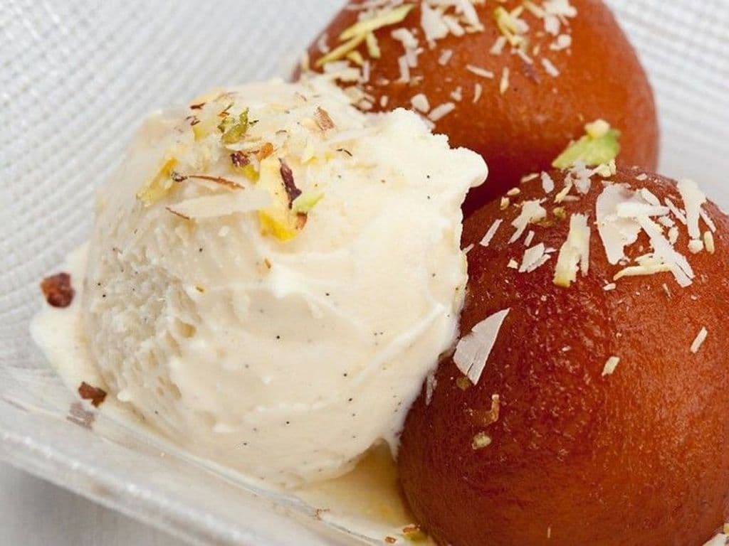 Gulabjamun With IceCream