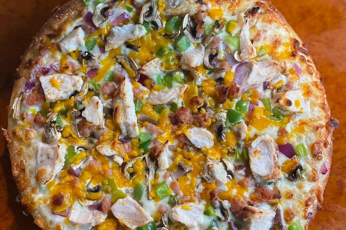 11. 14" Large Chicken Ranch Pizza
