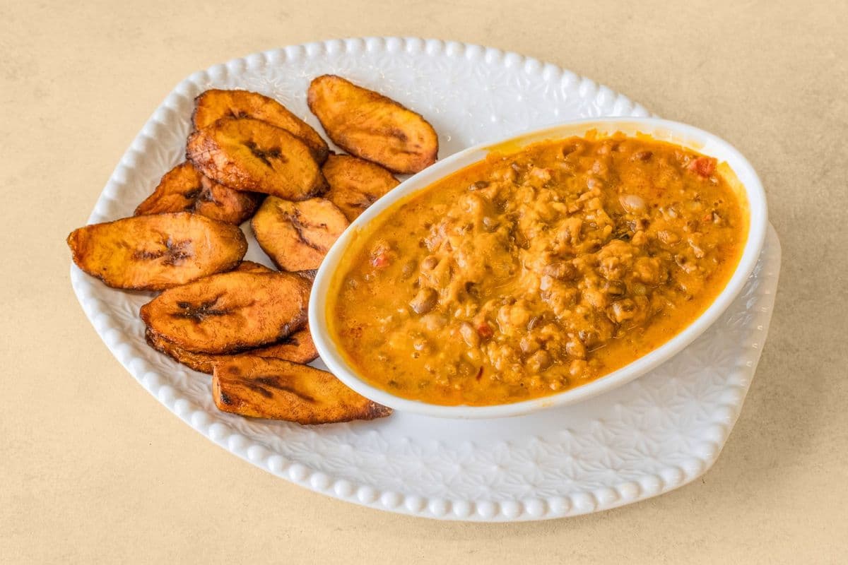 Ewa Riro with Plantain