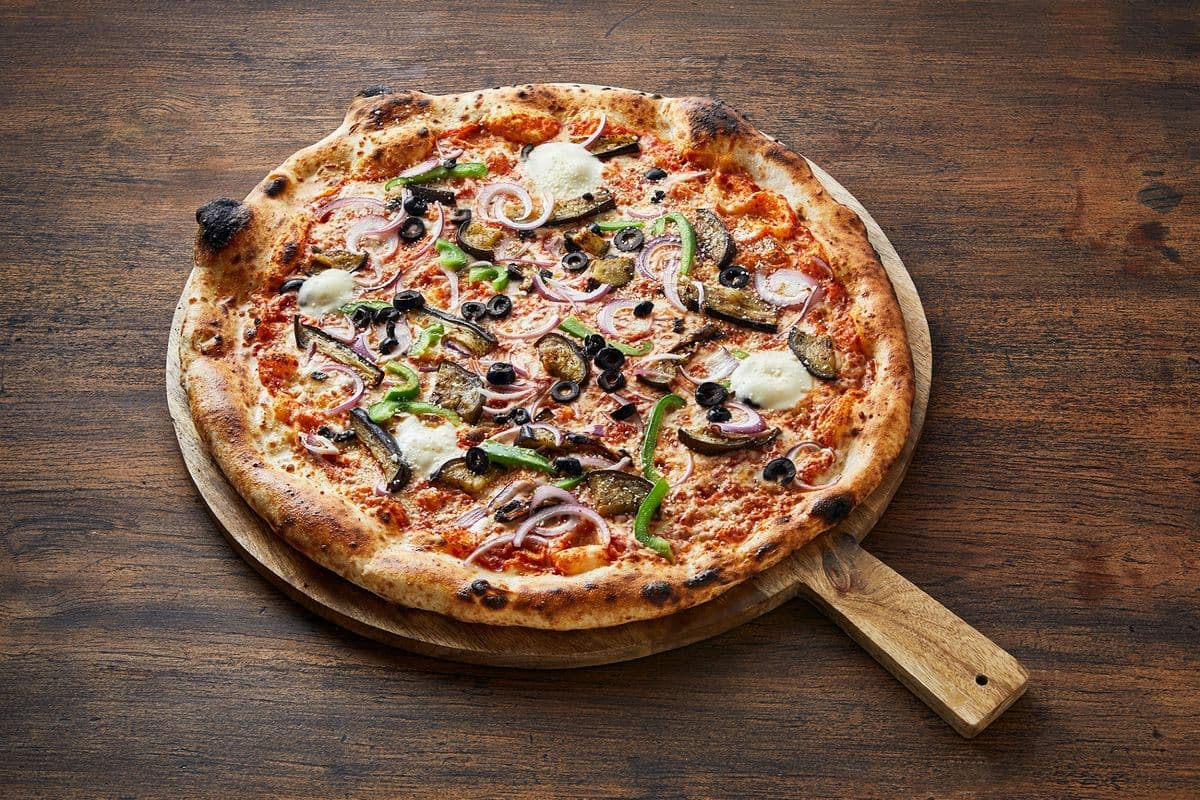 18" Extra Large Caprina Pizza