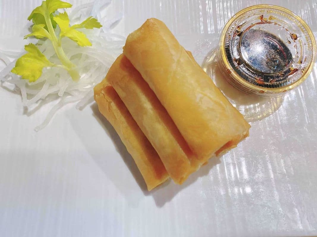Spring Roll (6Pcs) 5 Rouleau Printanier (6Mcx)