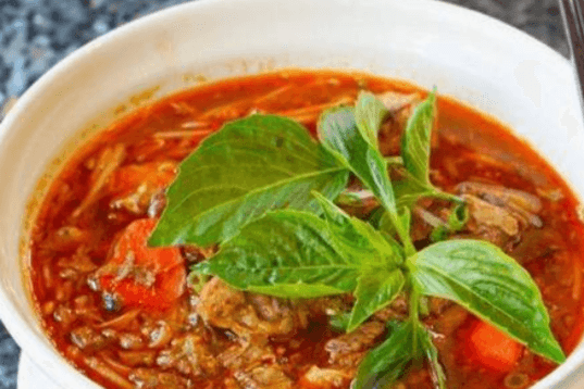 H2. Lemongrass Tomato Beef Noodle Soup