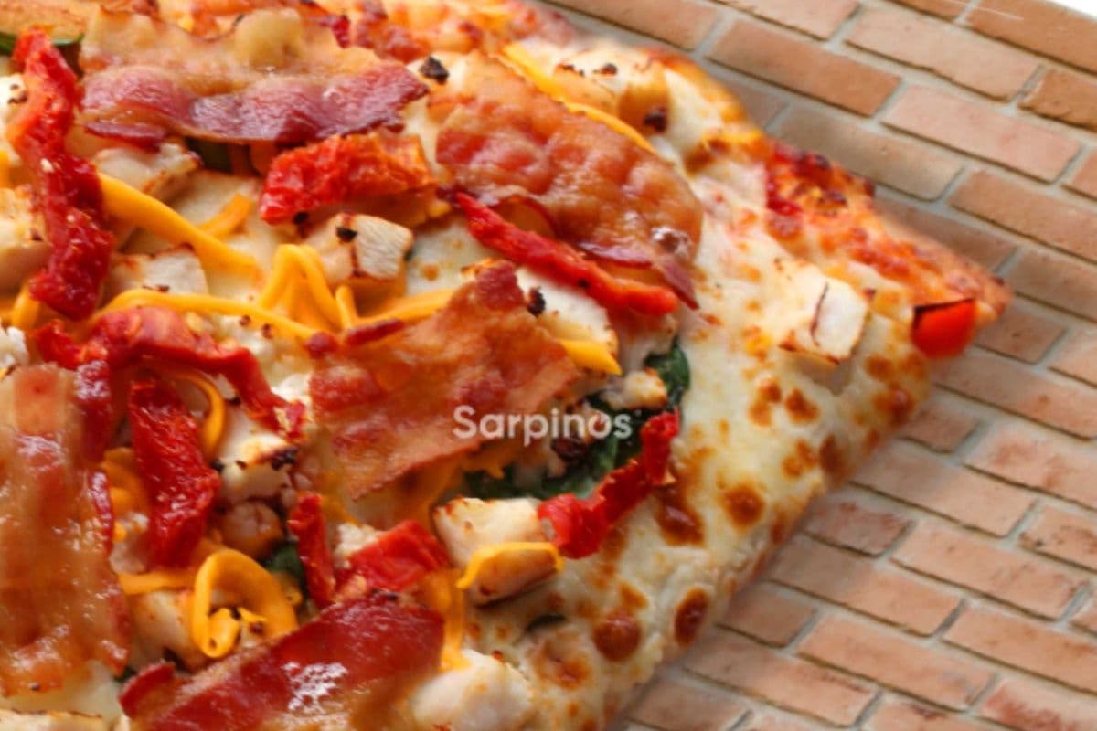 12" Feta Chicken Bacon Pizza (Medium (12"))