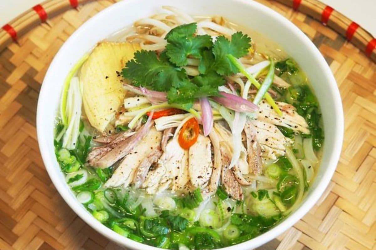 P2. Chicken Rice Noodle Soup - Pho Ga